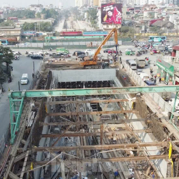 Hầm chui đường Giải Phóng - Hà Nội