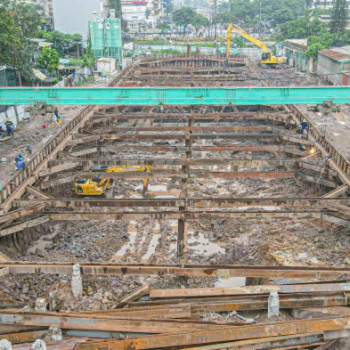 Hầm chui đường Giải Phóng - Hà Nội